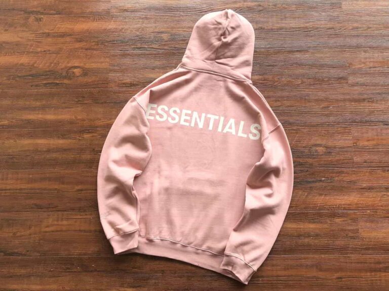 The Pink Essentials Hoodie: A Cozy Classic You Can’t Miss